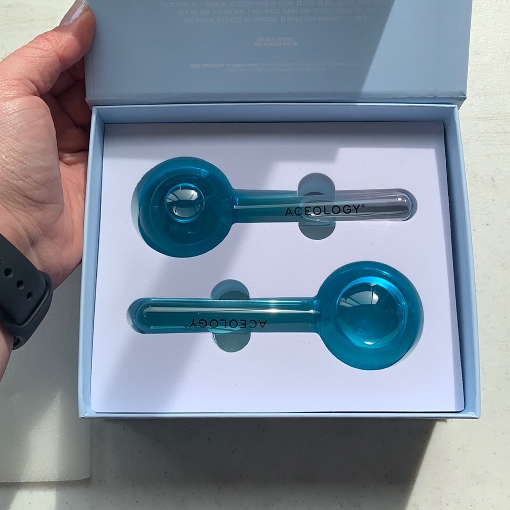 New in box aceology ice globe facial massager